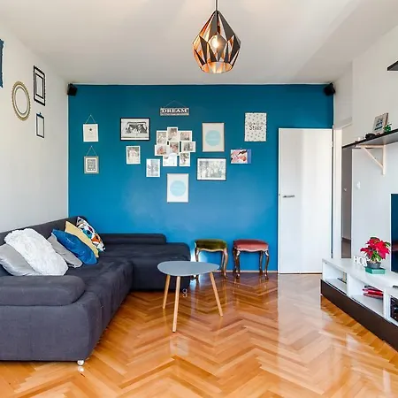 Srecko Apartment *